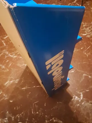 Estantería expositora azul playmobil cartón