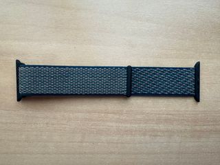 Apple Watch X Nike 44mm. Hyper Crimson/Green Loop