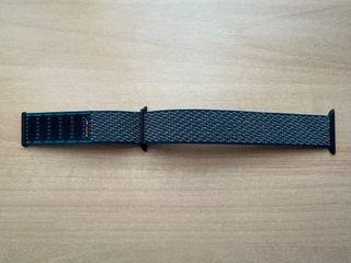 Apple Watch X Nike 44mm. Hyper Crimson/Green Loop