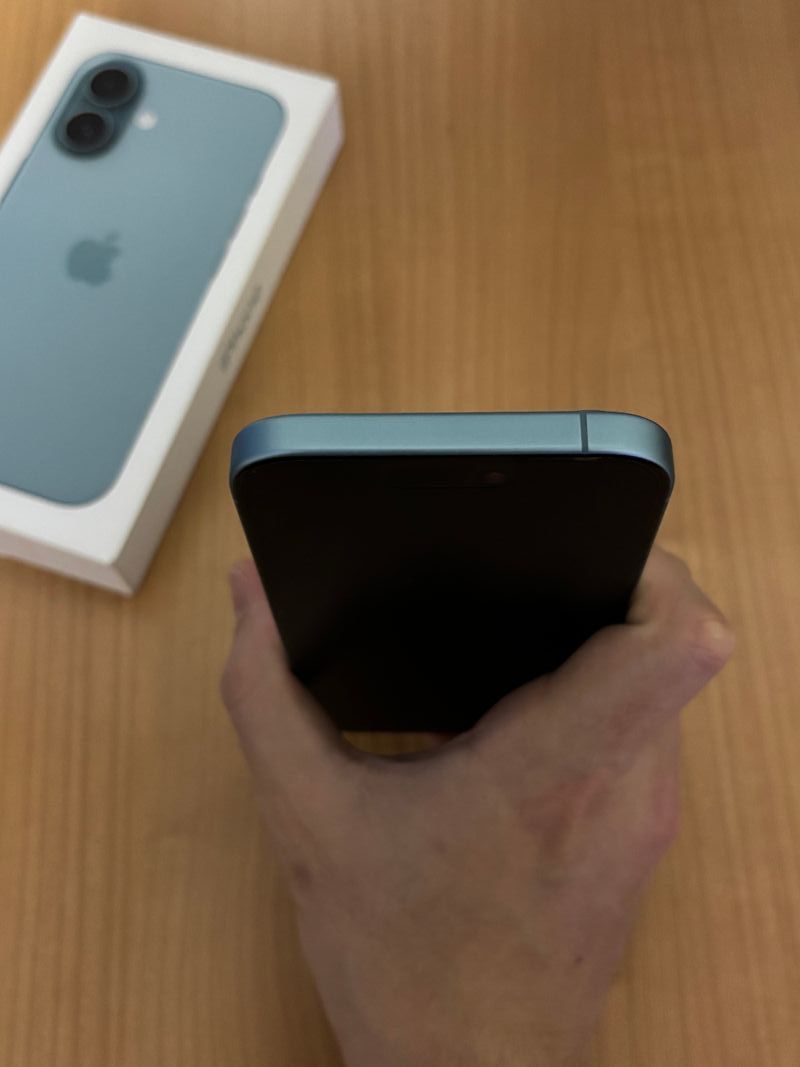 iPhone 16 Verde 96% Batería afbeelding 4