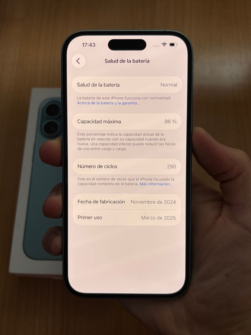 iPhone 16 Verde 96% Batería afbeelding 3