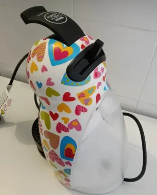 Cafetera Dolce gusto Nescafé. Edición limitada.