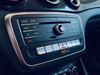 Mercedes-Benz GLA 200 7G-dct EDITION