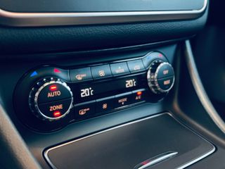 Mercedes-Benz GLA 200 7G-dct EDITION