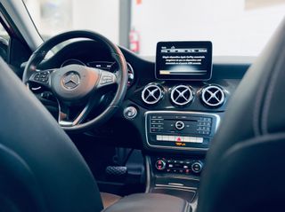 Mercedes-Benz GLA 200 7G-dct EDITION