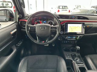 Toyota Hilux 2.8 D-4D 204CV C.Dobl GR Sport AT HVO100