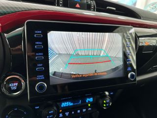 Toyota Hilux 2.8 D-4D 204CV C.Dobl GR Sport AT HVO100