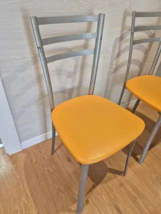 Juego de 2 sillas de cocina naranjas