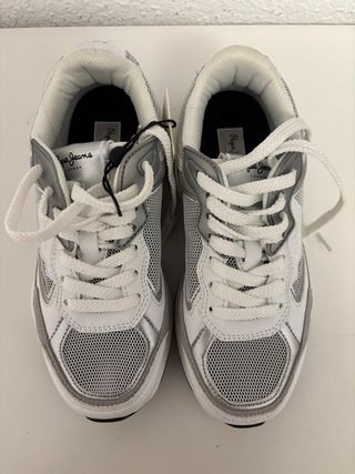 Zapatillas Pepe Jeans Blancas y Plateadas