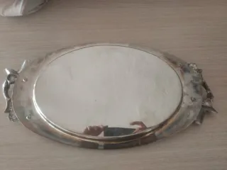 Bandeja con diseño de uvas