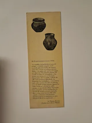 La religión de un médico y el enterramiento urnas