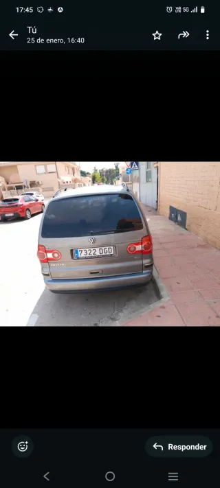 Volkswagen charan  2005