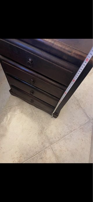 Cassettiera in legno marrone