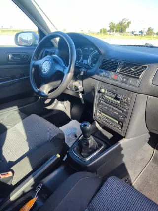 Volkswagen Golf 2003