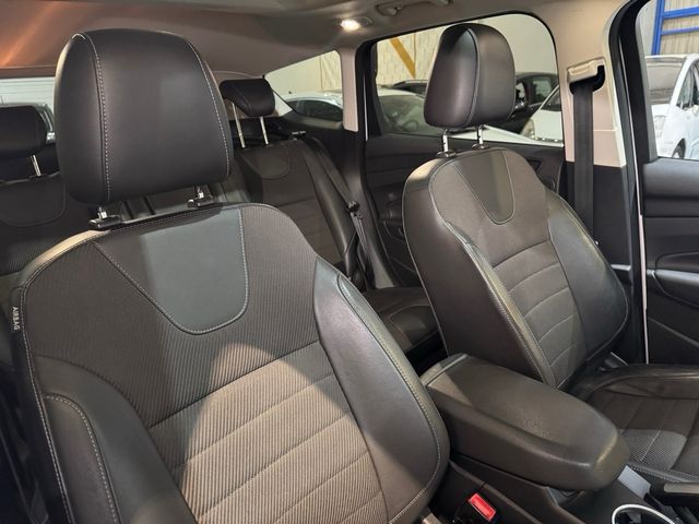 Ford Kuga TITANIUM/AUTOMÁTICO/TECHO PANORAMICO