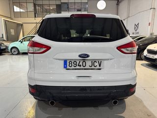 Ford Kuga TITANIUM/AUTOMÁTICO/TECHO PANORAMICO