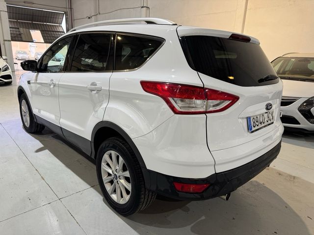 Ford Kuga TITANIUM/AUTOMÁTICO/TECHO PANORAMICO
