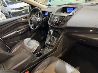 Ford Kuga TITANIUM/AUTOMÁTICO/TECHO PANORAMICO