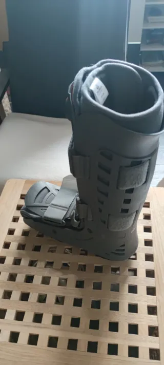 Bota Ortopédica Walker Unisex