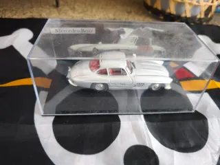 Miniatura Mercedes 300SL 1954 Prata