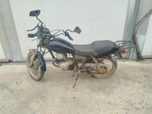 Yamaha SR 125 Naked Negra