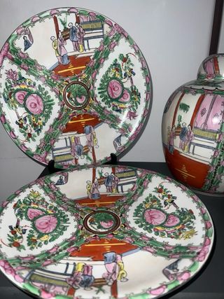 Bombonera de porcelana decorada