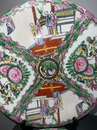 Bombonera de porcelana decorada