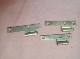 Bisagras de puerta de madera