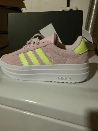 Adidas VL Court Bold Rosa y Amarillo