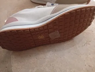 Zapatillas Fun&Basic Talla 38 pequeño