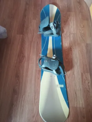 Tabla de Snowboard Azul y Amarillo