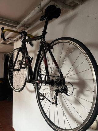 Bicicleta de Ruta Negra