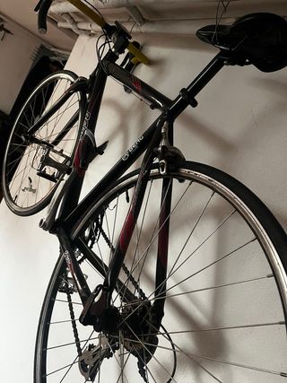 Bicicleta de Ruta Negra