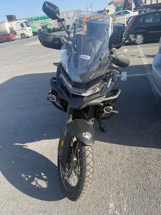CF Moto 800 MT Explorer Negra