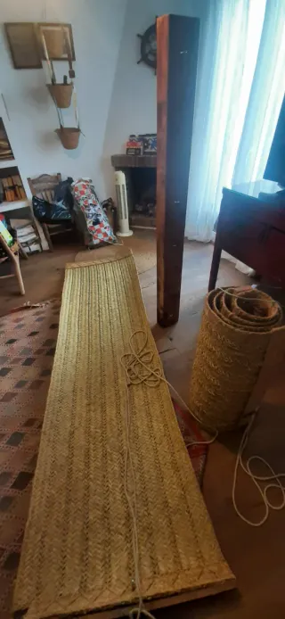 Persiane in spago naturale e base per appenderle