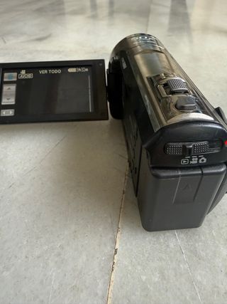 Videocámara Panasonic HC-V500 Full HD 50x Zoom