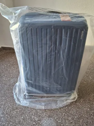 Maleta American Tourister Azul Nueva