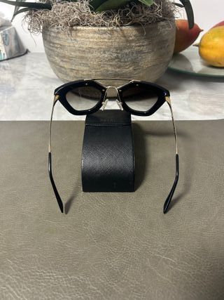 Gafas Prada SPR 09Q Negro/Dorado