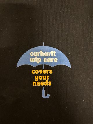 Camiseta Carhartt Negra con Logo Paraguas