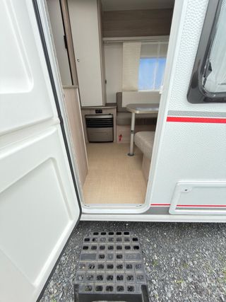 Burstner 2 ambietes  GMBH PREMIO Life 2024