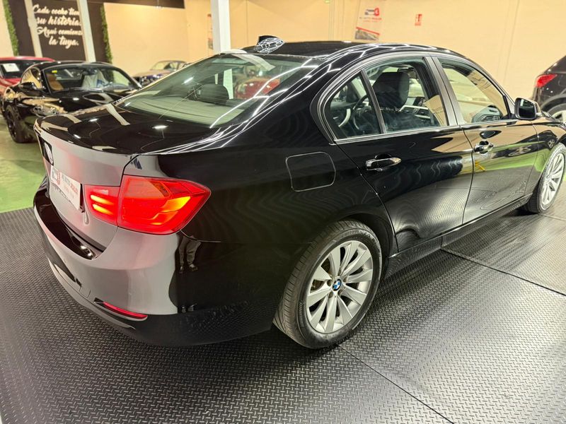 BMW Serie 3 2015, foto 8