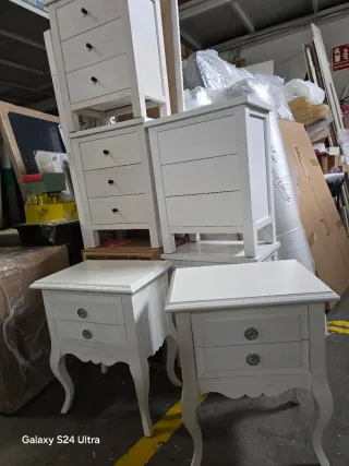 Mesita de noche blancas veta ho