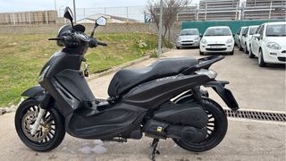 Piaggio Beverly 300