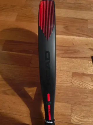 Pala de pádel Head Graphene XT Typhoon