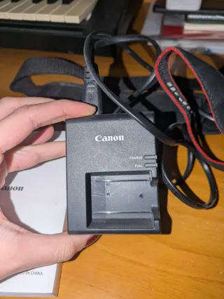 Canon EOS 4000D Kit Fotocamera