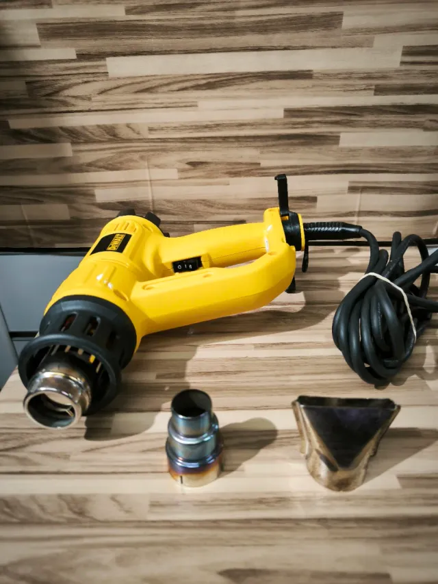 Decapadora Dewalt D26411