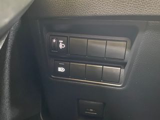 Yaris Active Plus 1.5 120H HEV Gris oscuro