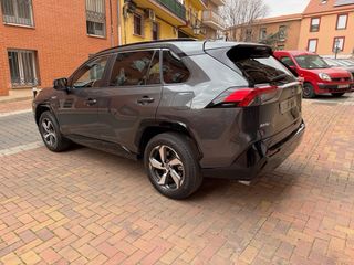 Toyota RAV4 2024