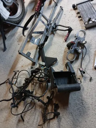 Despiece Derbi GPR 50 nude