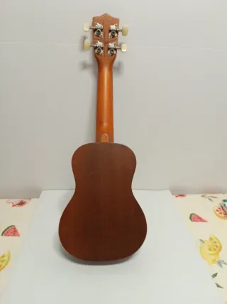 Ukelele Monterey  Australiano Marrón